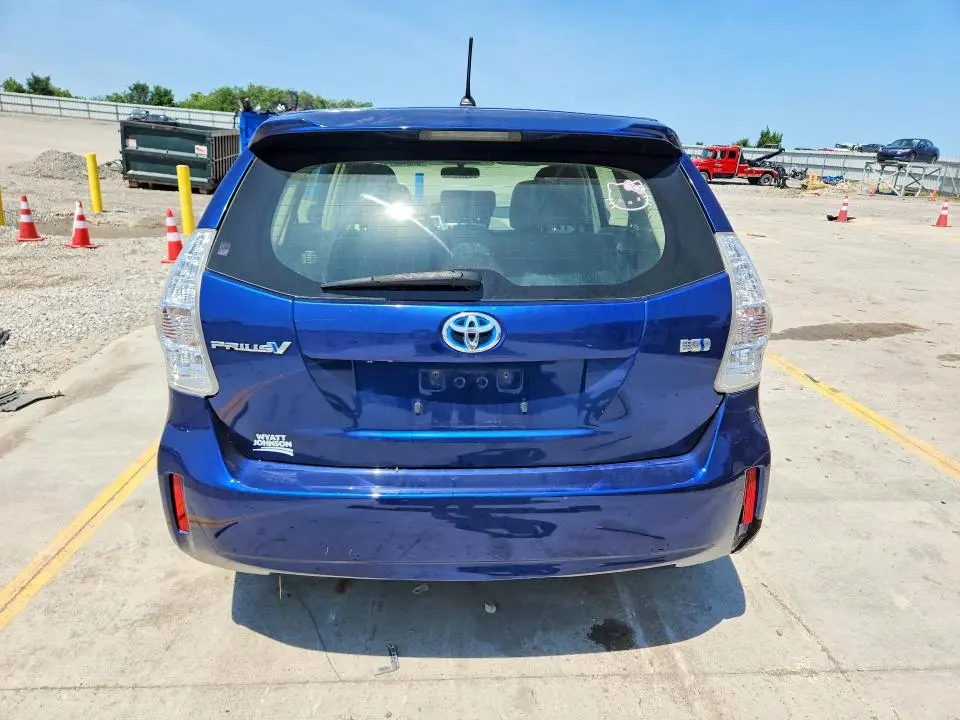 2014 TOYOTA PRIUS V TWO  