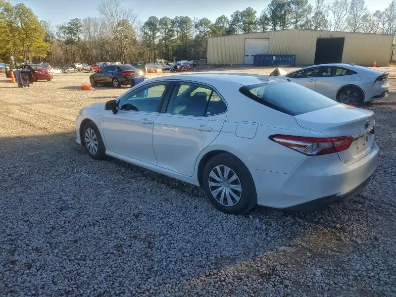 2019 TOYOTA CAMRY LE  