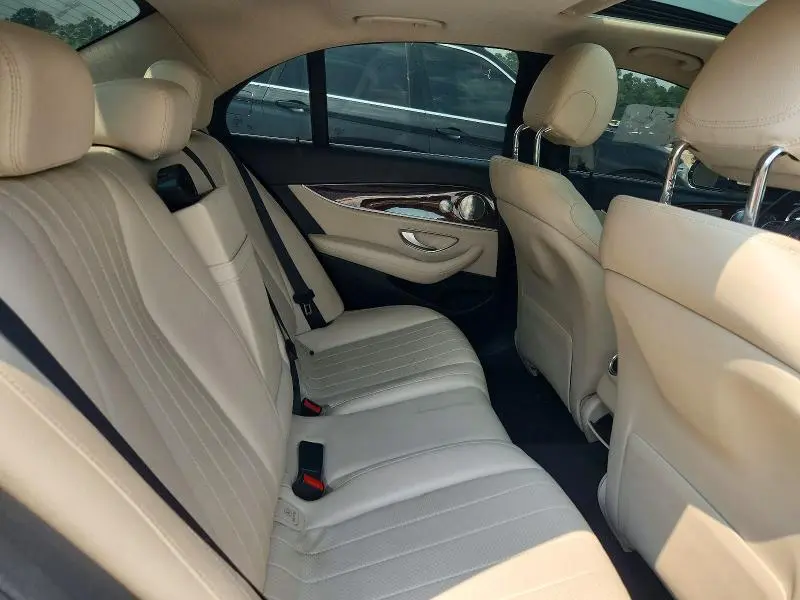 2017 MERCEDES-BENZ E 300  
