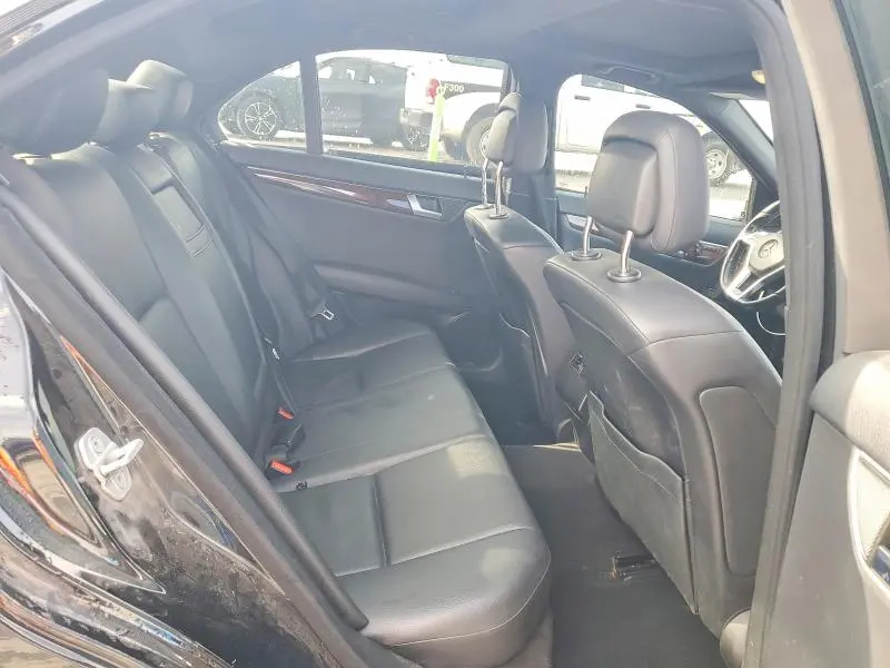 2012 MERCEDES-BENZ C 250  