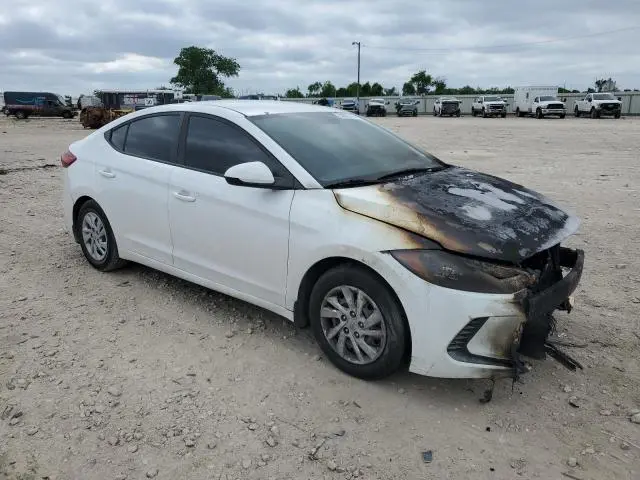 2018 HYUNDAI ELANTRA SE