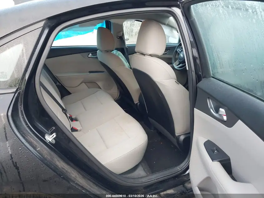 2020 KIA FORTE LXS