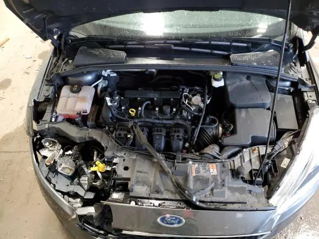 2017 FORD FOCUS SE  