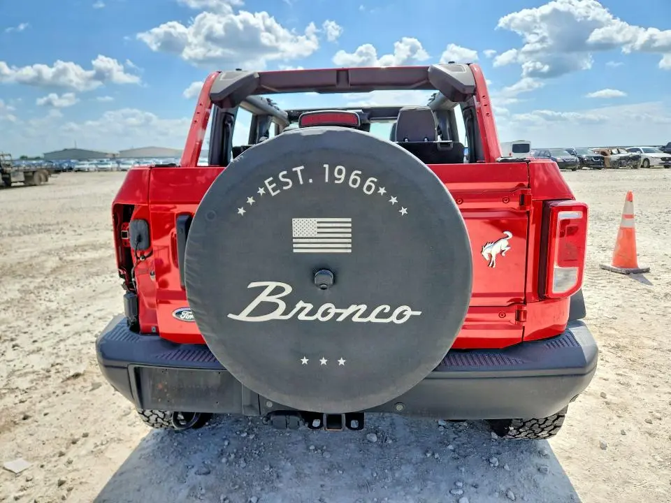 2022 FORD BRONCO BASE  