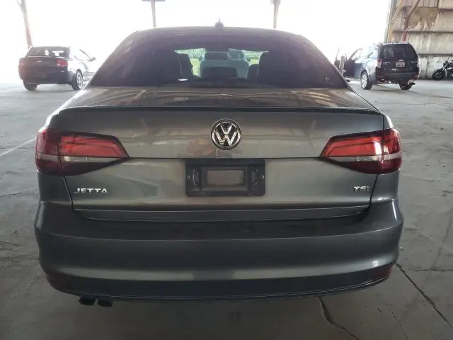 2016 VOLKSWAGEN JETTA SPORT  