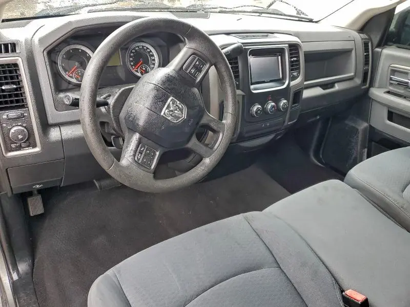 2013 RAM 1500 ST  