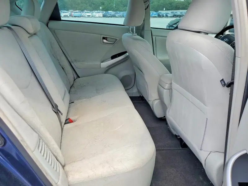 2013 TOYOTA PRIUS TWO  