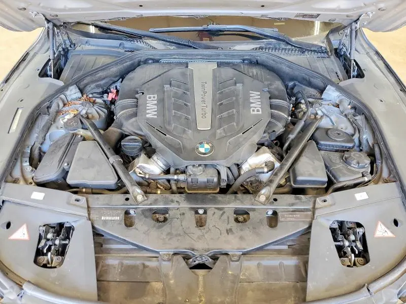 2012 BMW 750 XI  