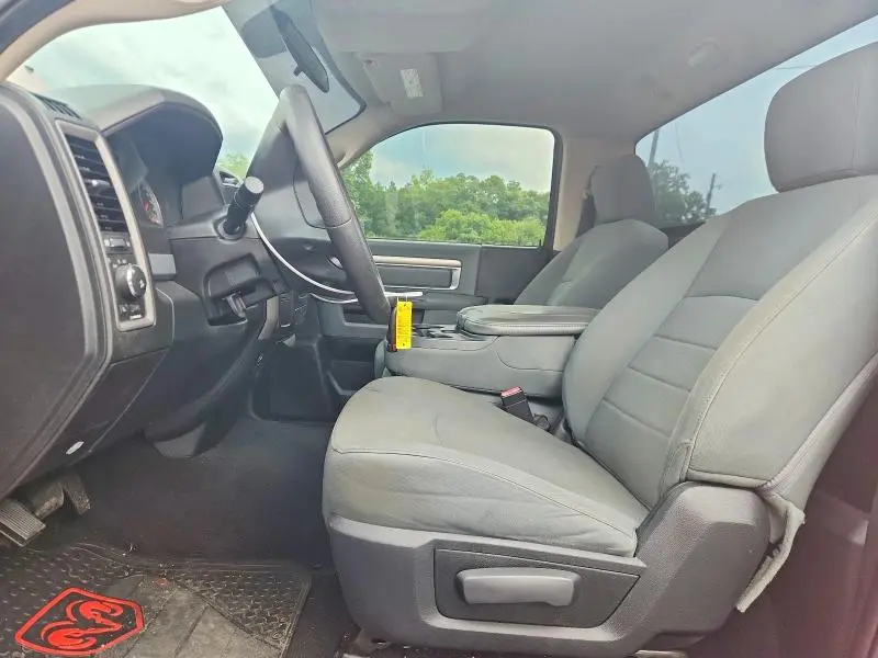 2013 RAM 1500 ST  