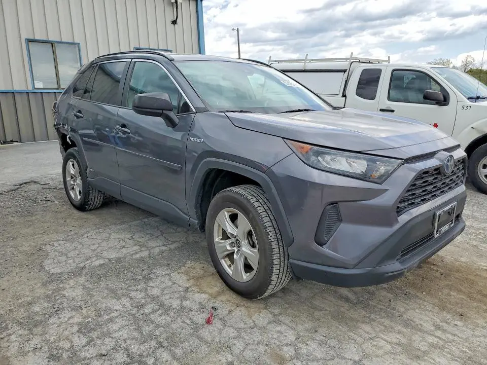 2021 TOYOTA RAV4 LE  