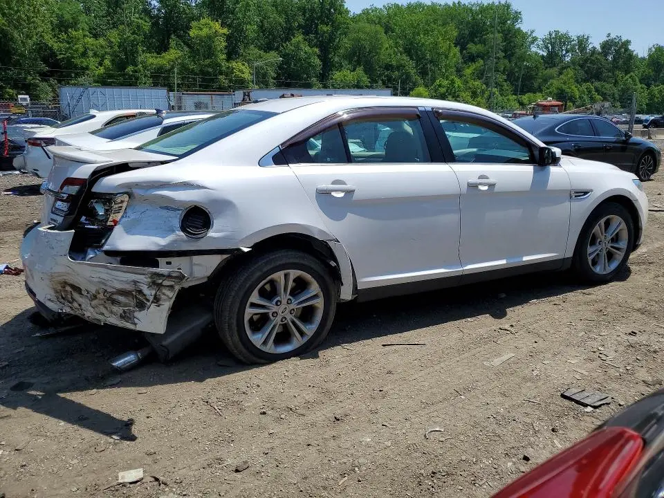 2019 FORD TAURUS SEL  
