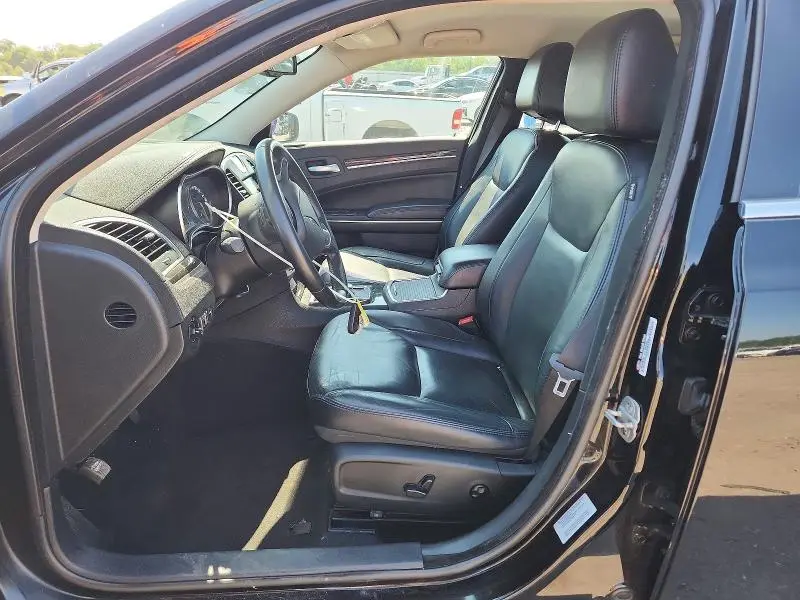 2015 CHRYSLER 300 LIMITED  