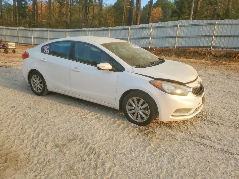 2015 KIA FORTE LX  