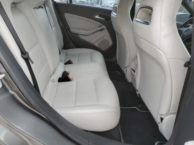 2014 MERCEDES-BENZ CLA 250  