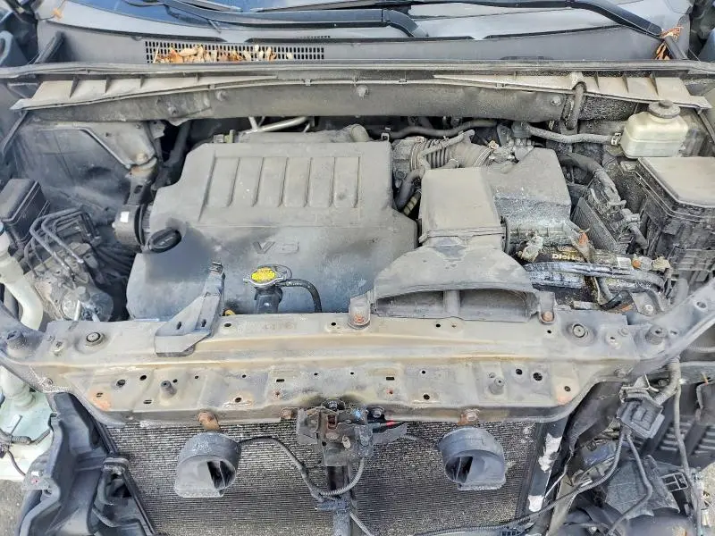 2015 TOYOTA HIGHLANDER LE  