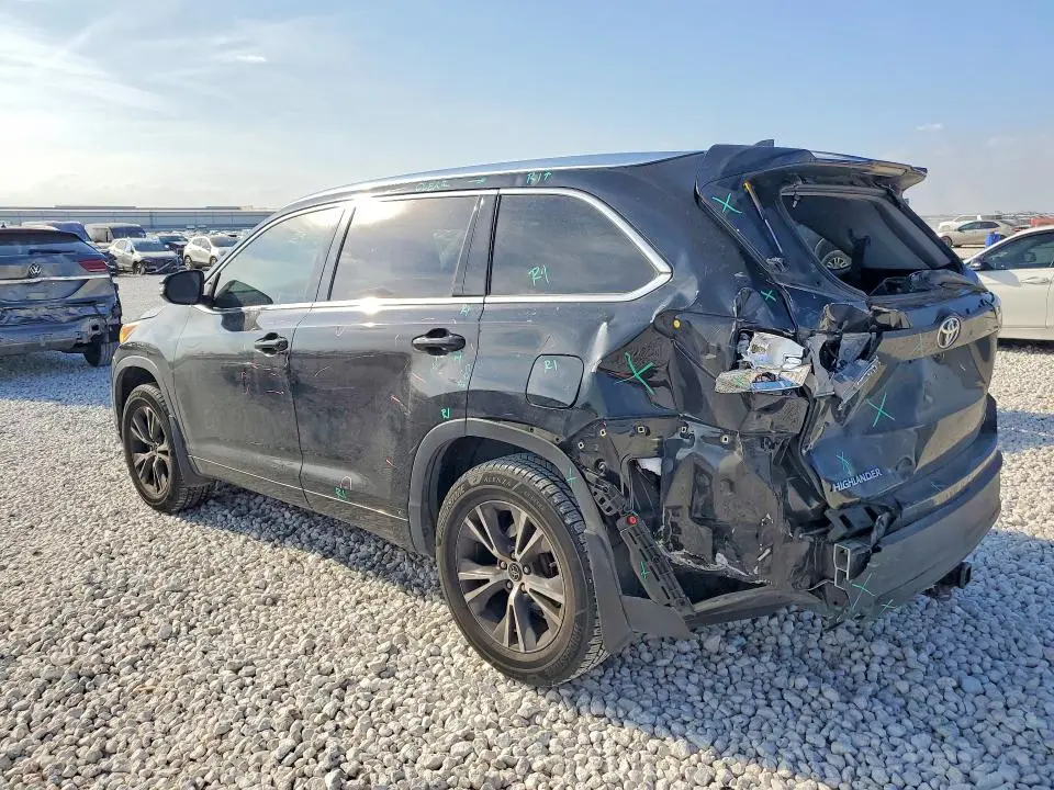 2016 TOYOTA HIGHLANDER XLE  
