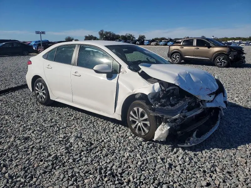 2022 TOYOTA COROLLA LE  