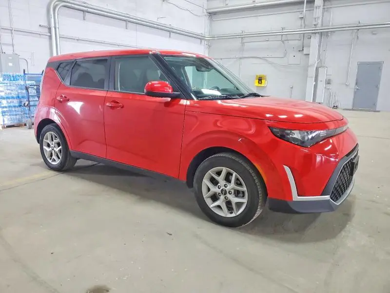 2023 KIA SOUL LX  