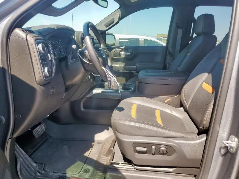 2021 GMC SIERRA K1500 AT4  