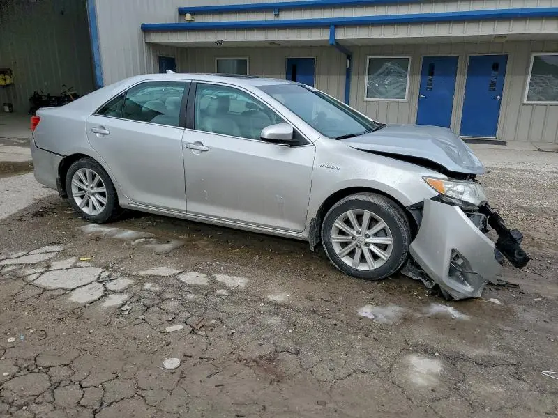 2012 TOYOTA CAMRY HYBRID  