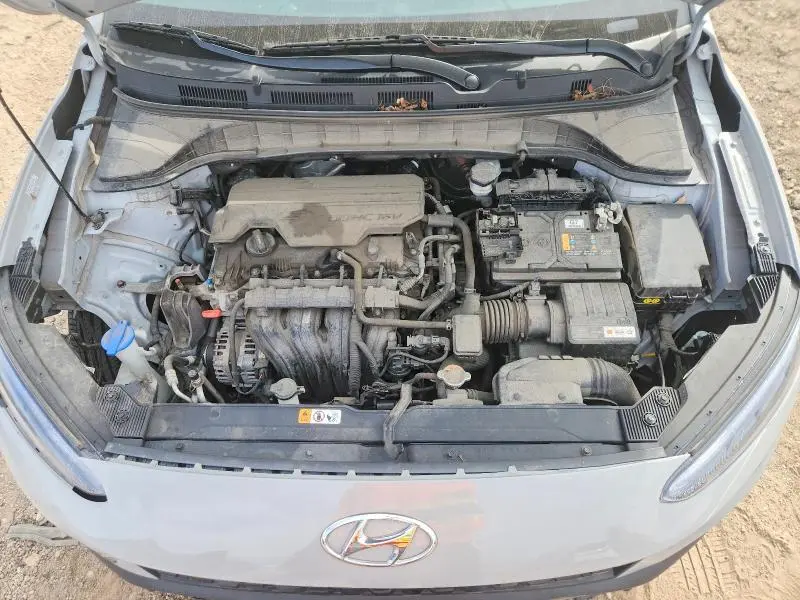2023 HYUNDAI KONA SE  