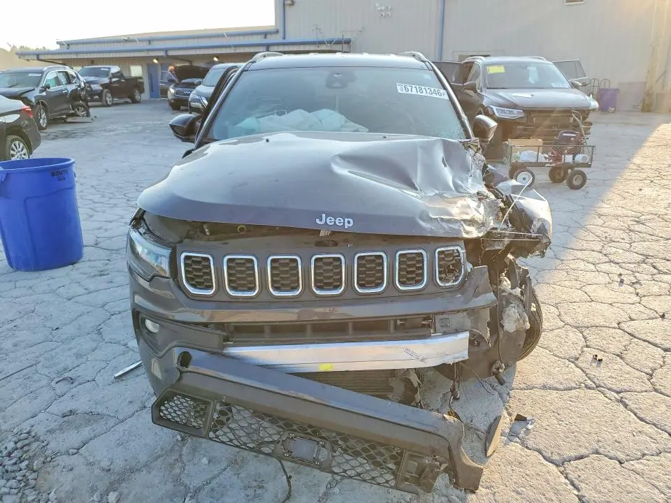 2024 JEEP COMPASS LATITUDE  