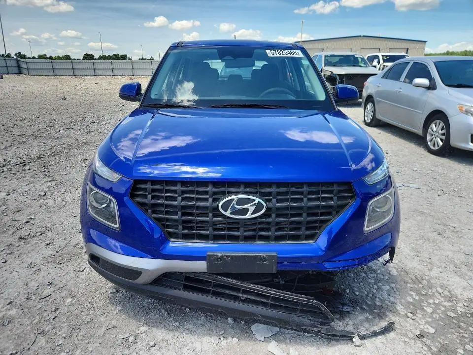 2025 HYUNDAI VENUE SE  