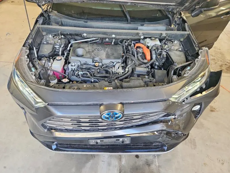 2021 TOYOTA RAV4 XSE  
