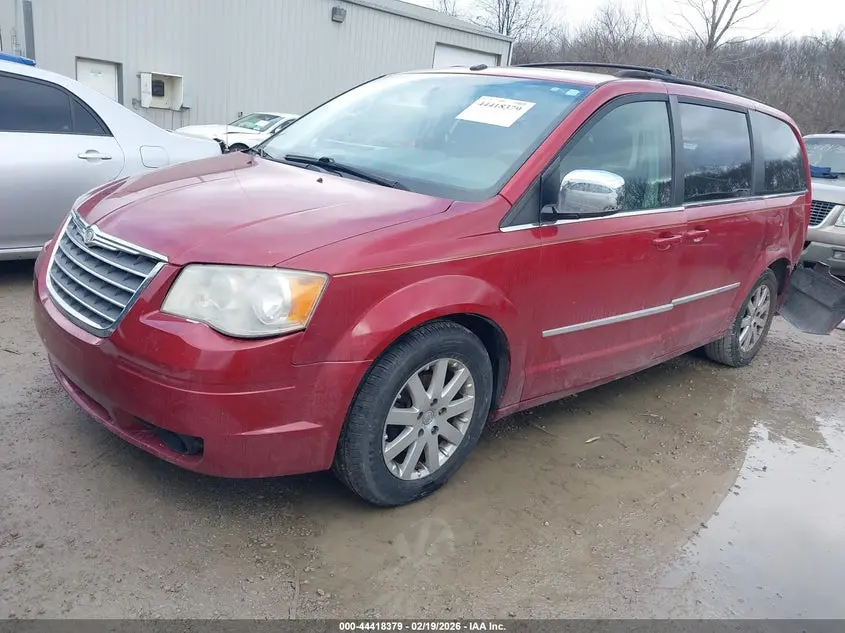 2010 CHRYSLER TOWN & COUNTRY TOURING