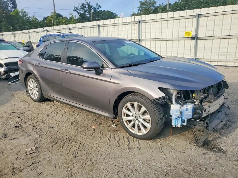2018 TOYOTA CAMRY LE  