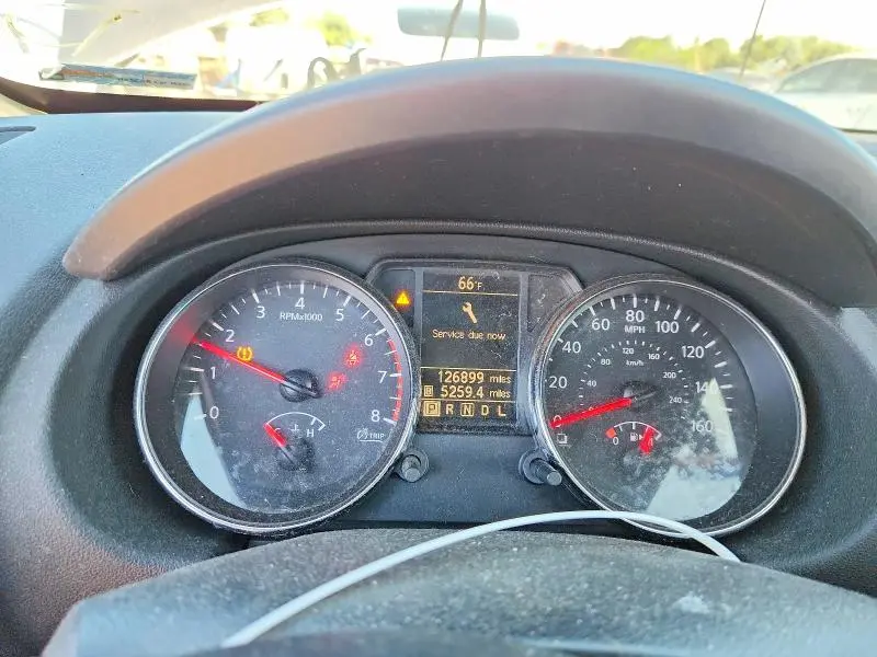 2012 NISSAN ROGUE S  