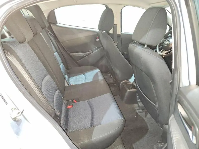 2017 TOYOTA YARIS IA BASE  