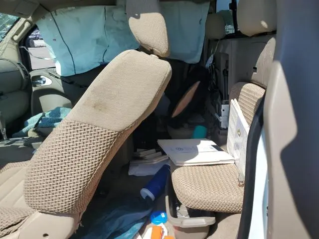 2017 NISSAN FRONTIER SV  