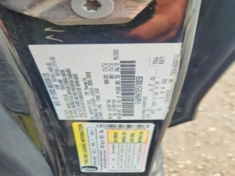 2015 FORD FUSION SE  