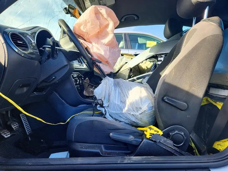 2012 VOLKSWAGEN BEETLE TURBO  