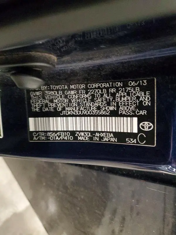 2013 TOYOTA PRIUS TWO  
