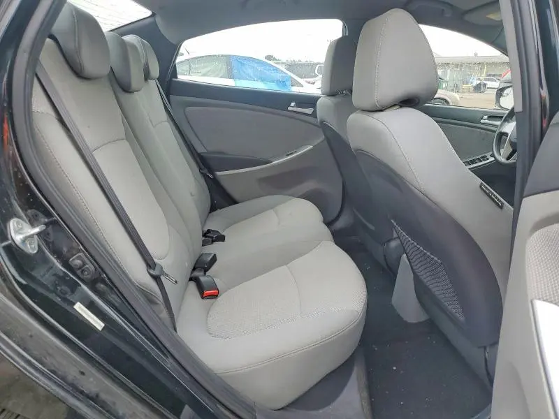2014 HYUNDAI ACCENT GLS  