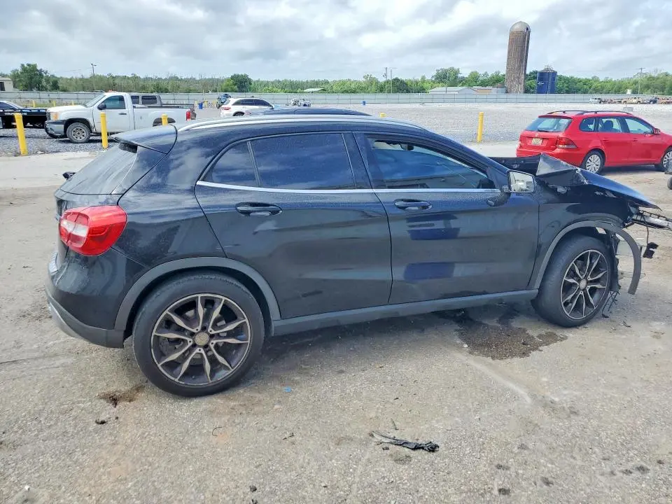 2017 MERCEDES-BENZ GLA 250  