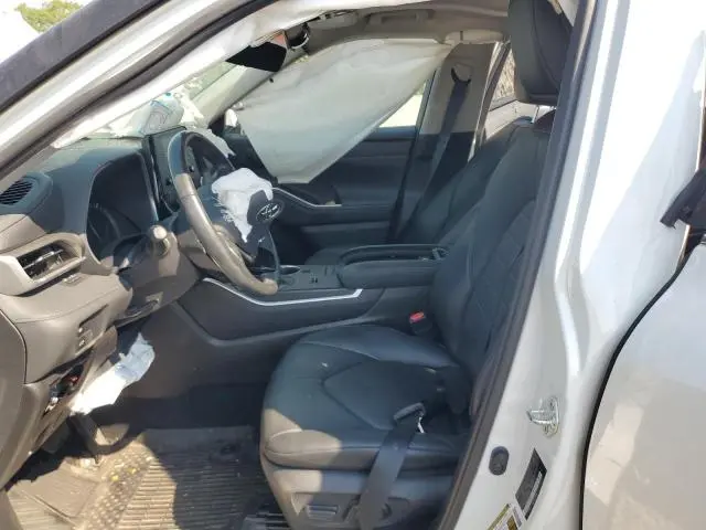 2021 TOYOTA HIGHLANDER HYBRID XLE  
