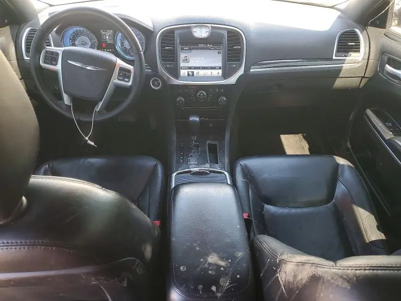 2011 CHRYSLER 300 LIMITED  