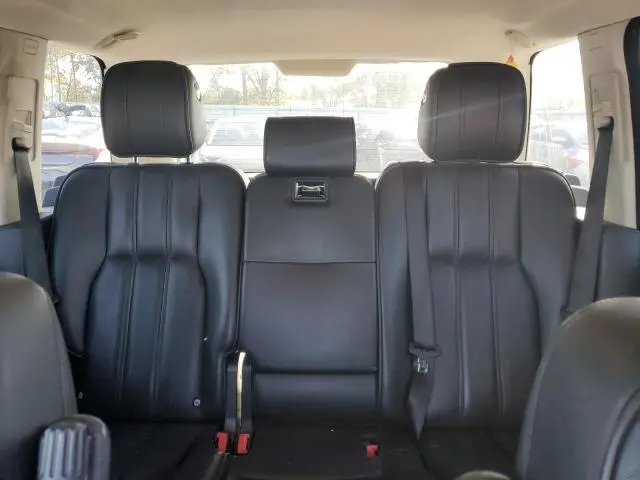 2011 LAND ROVER RANGE ROVER HSE LUXURY  