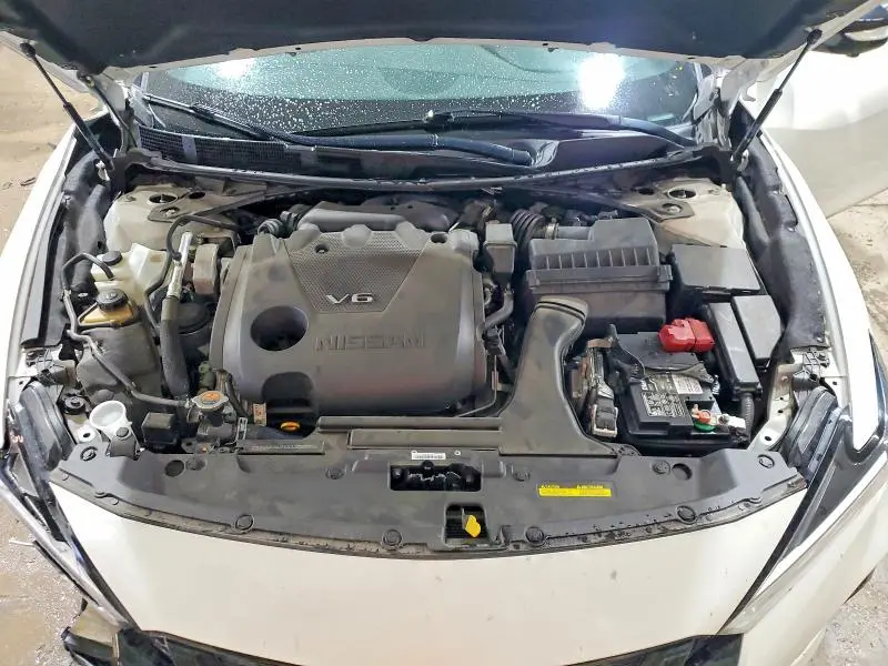 2021 NISSAN MAXIMA SR  