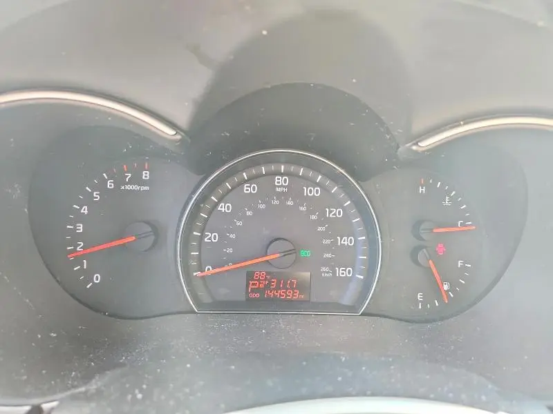 2015 KIA SORENTO LX  