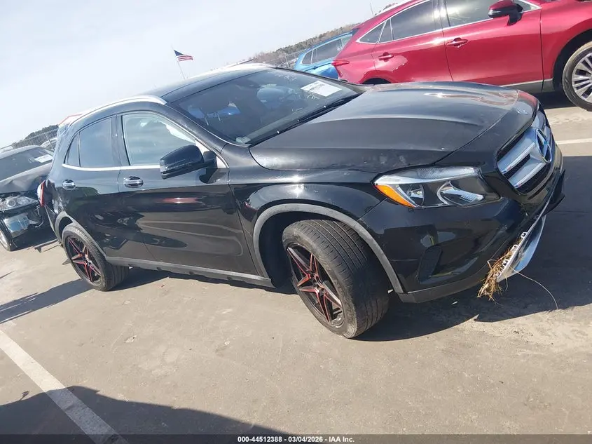 2016 MERCEDES-BENZ GLA 250 4MATIC