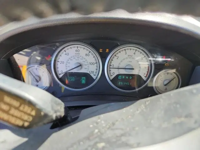 2010 CHRYSLER TOWN & COUNTRY TOURING PLUS  