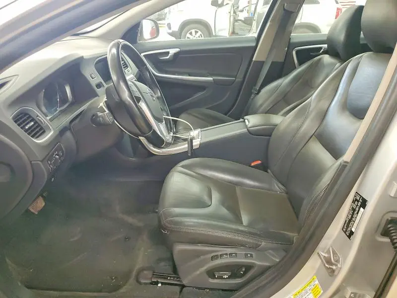 2015 VOLVO V60 PREMIER  