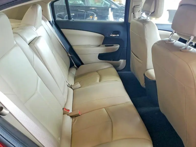 2011 CHRYSLER 200 LIMITED  