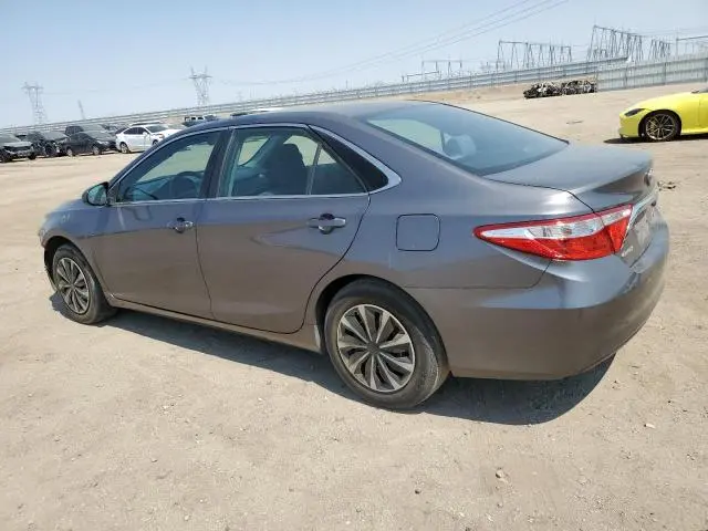 2016 TOYOTA CAMRY LE  