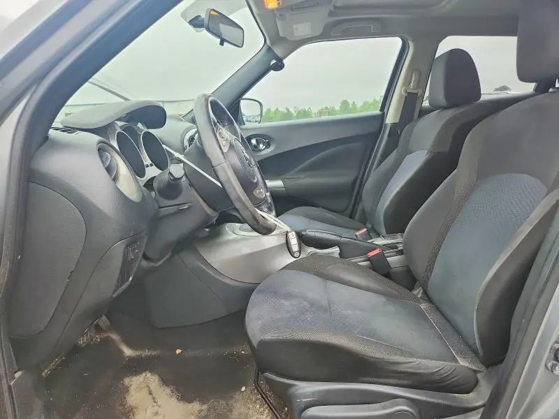 2017 NISSAN JUKE SV  