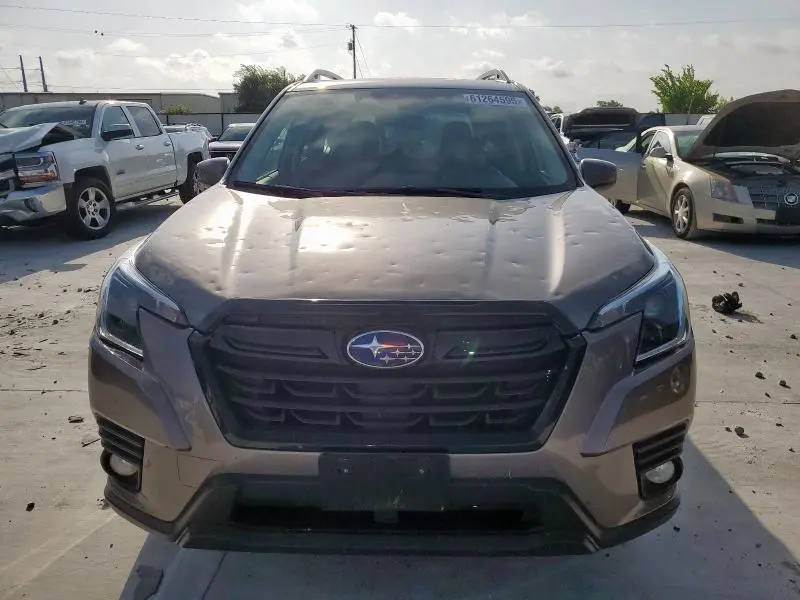 2023 SUBARU FORESTER PREMIUM  